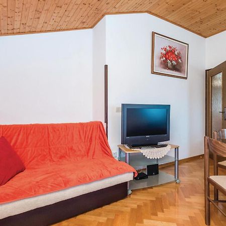 Beautiful Apartment In Brsec With Kitchen Dış mekan fotoğraf