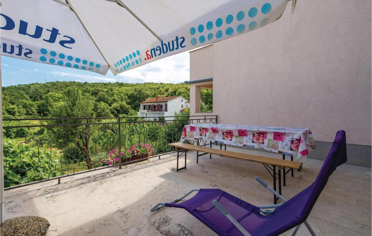 Beautiful Apartment In Brsec With Kitchen Dış mekan fotoğraf