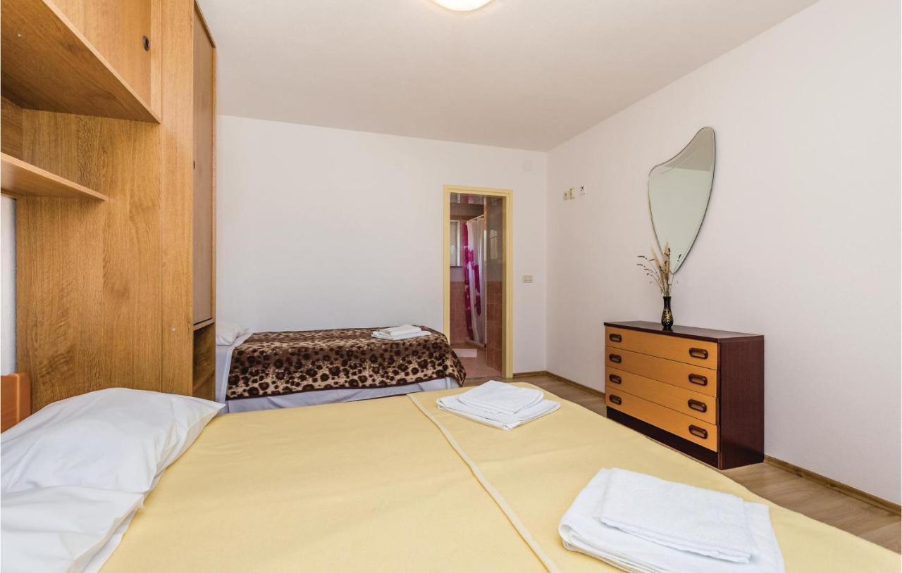 Beautiful Apartment In Brsec With Kitchen Dış mekan fotoğraf