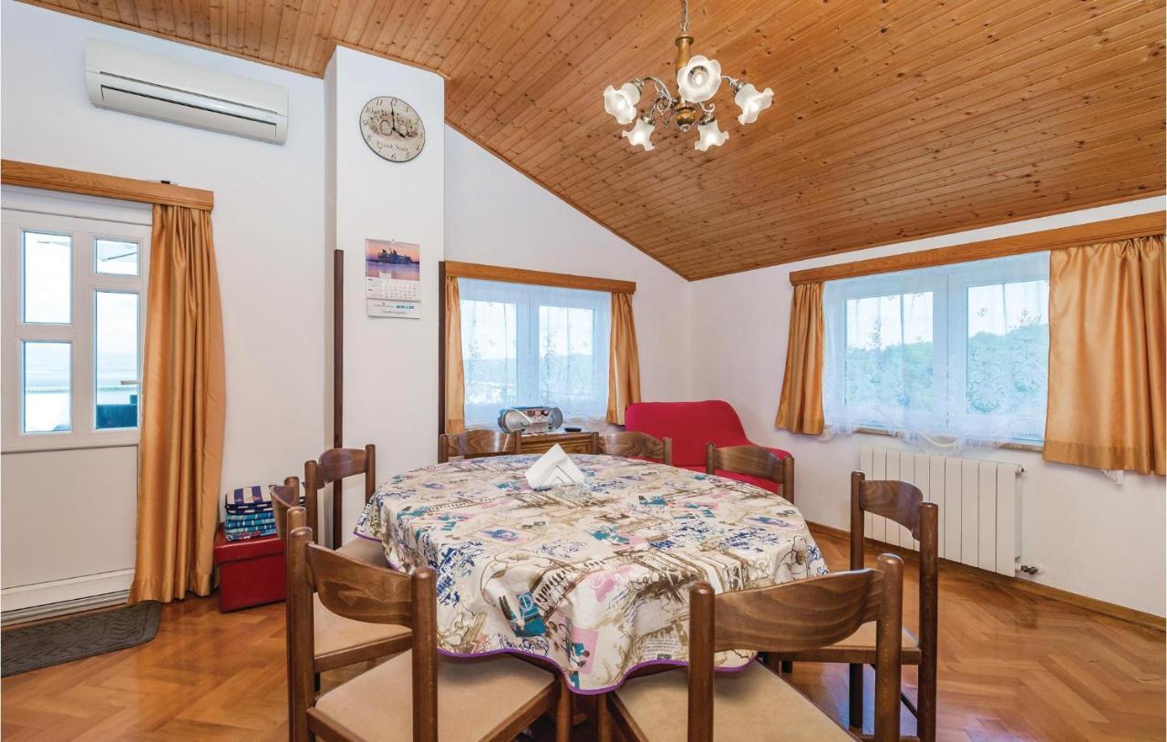 Beautiful Apartment In Brsec With Kitchen Dış mekan fotoğraf