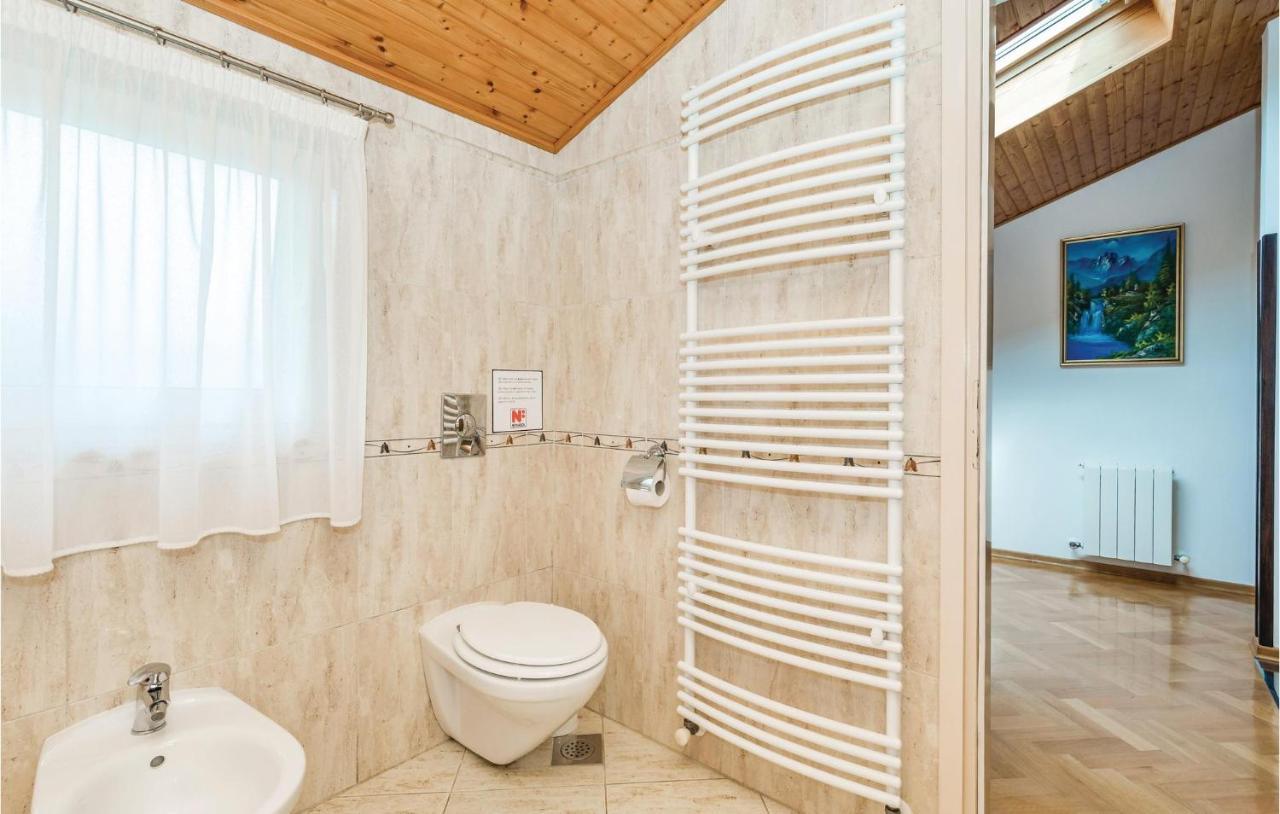 Beautiful Apartment In Brsec With Kitchen Dış mekan fotoğraf